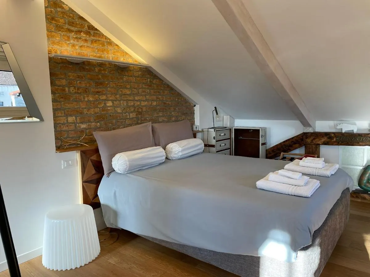 Biennale Gallery Loft Venice 0*,  Italy